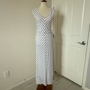 Banana Republic White Black Stripe Maxi Dress Size Small